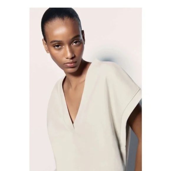Zara Oversized Vest Sleeveless Cream V-Neck Pullover Sweatshirt Top Small NWOT - Picture 2 of 6